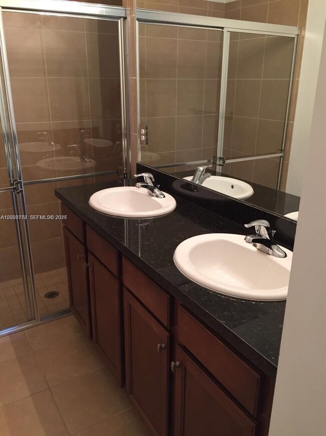 Building Photo - 1028 SW 147th Ave