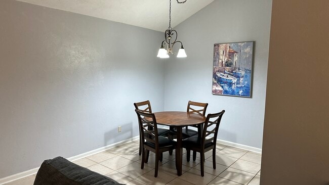Building Photo - 2428 Talco Hills Dr