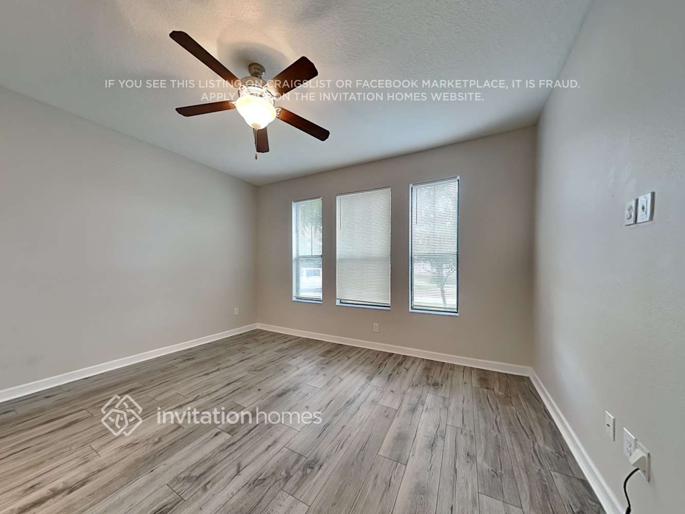 Building Photo - 28432 Pleasant Bay Lp