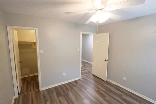 Building Photo - 17427 Hamilwood Dr