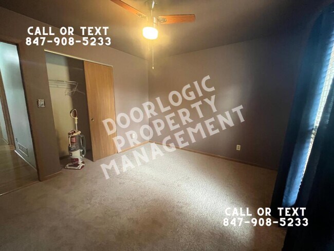 Building Photo - 965 Amberwood Pl