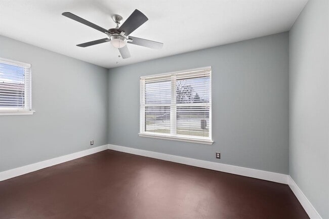 Building Photo - 3104 Candlelight Ct