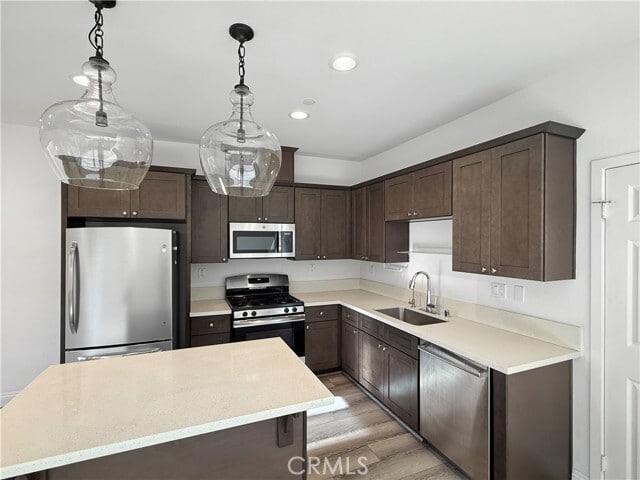 Building Photo - 15375 Lotus Cir