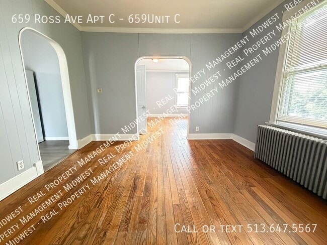 Building Photo - 659 Ross Ave