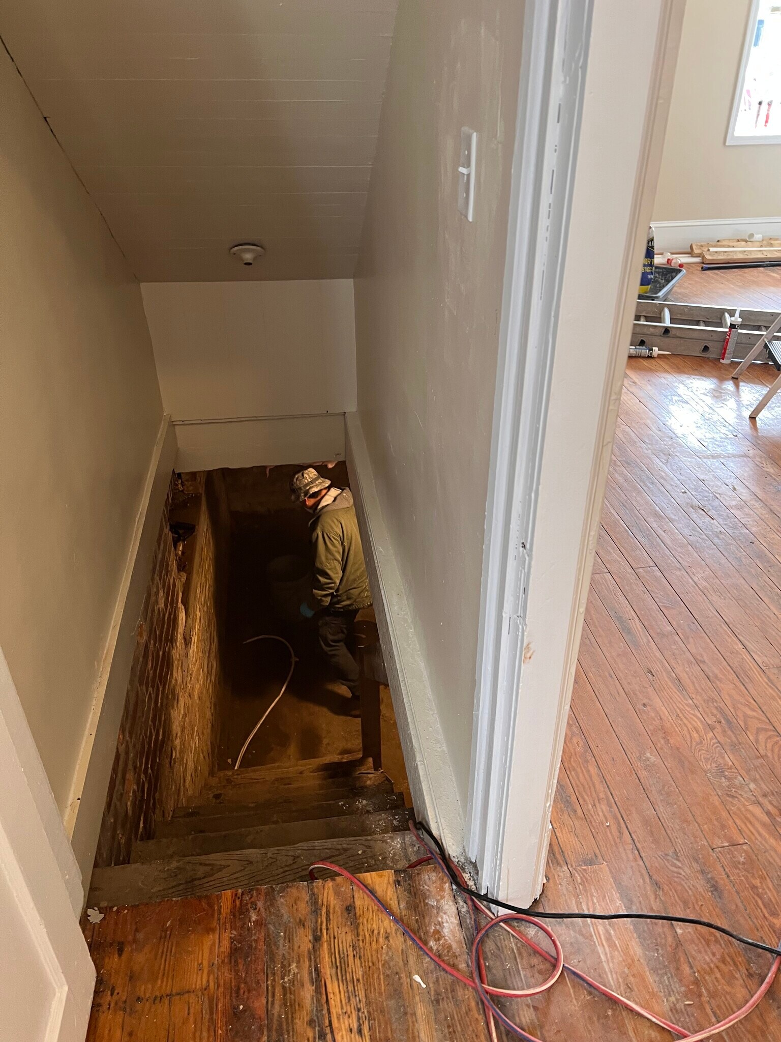 Building Photo - 1005 W High St