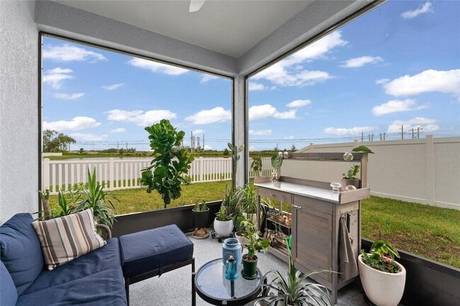 Building Photo - 9368 Sandy Bluffs Circle