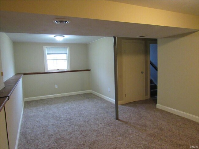 Building Photo - 4091 Kidron Ln