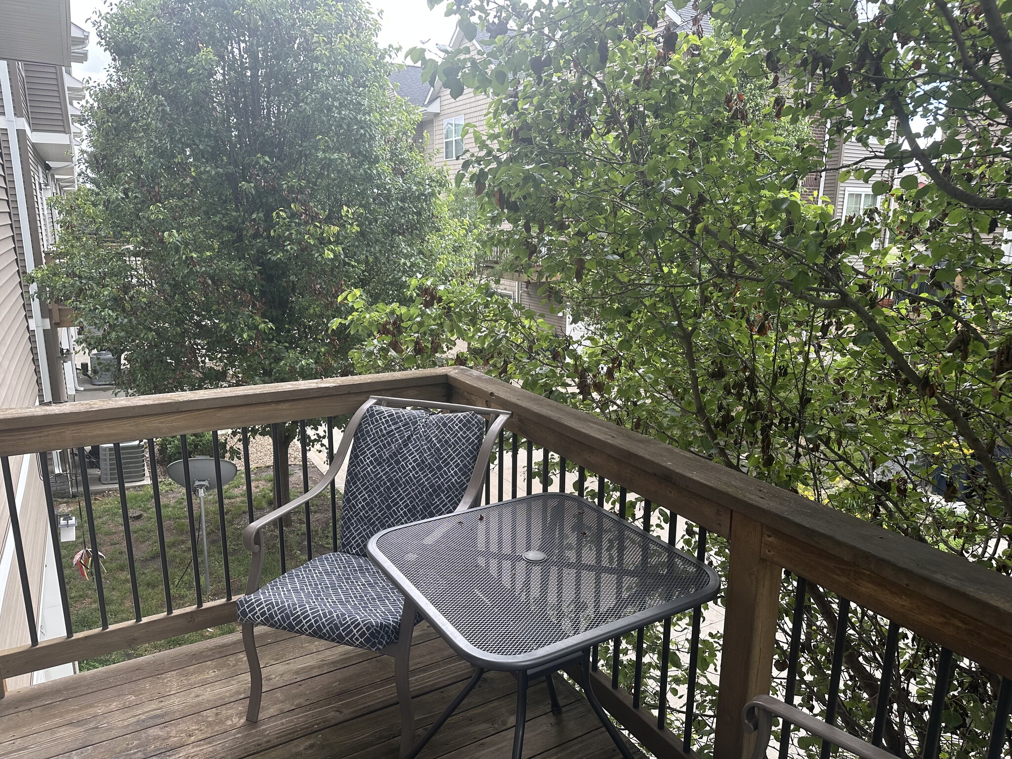 Patio - 440 3rd Ave