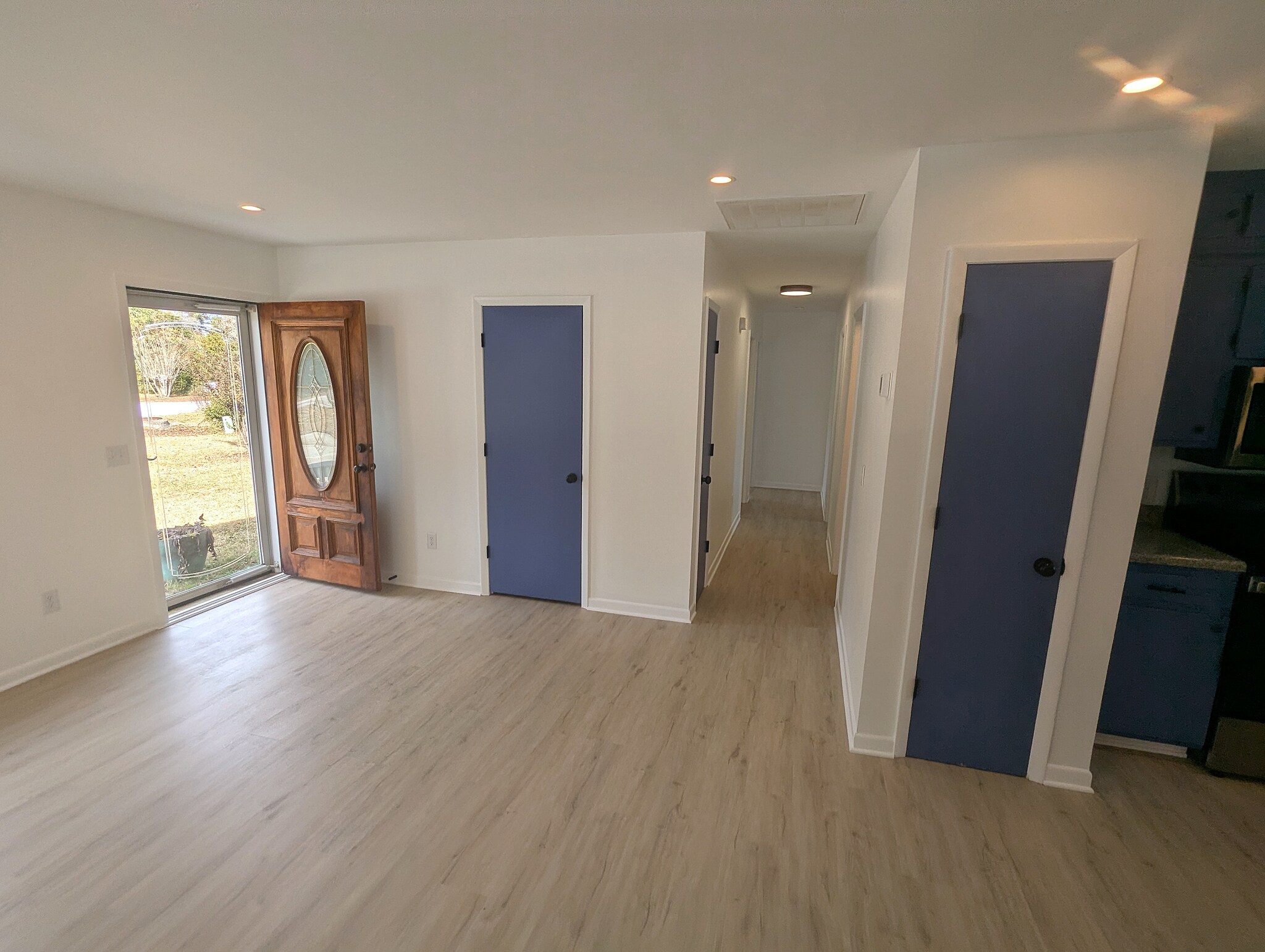 Building Photo - 5310 Lord Tennyson Dr