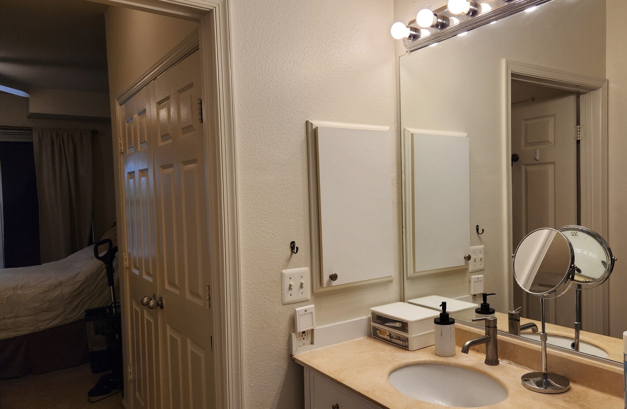 Building Photo - 3009 Nicosh Cir