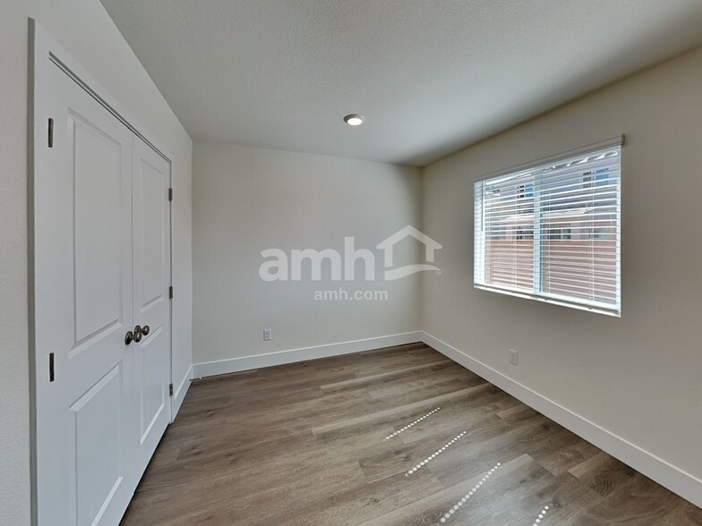 Building Photo - 9140 Taft Point Ct