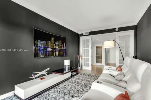 Building Photo - 151 Crandon Blvd