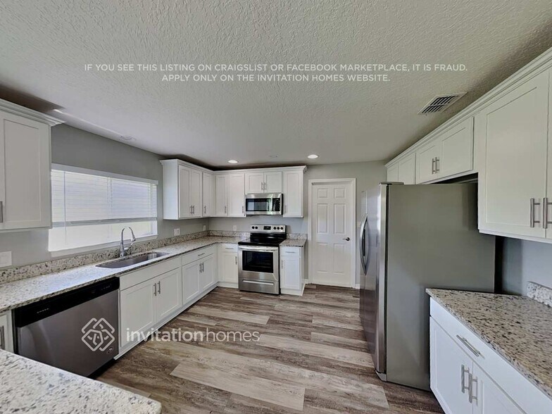 Building Photo - 3337 Whistling Trail