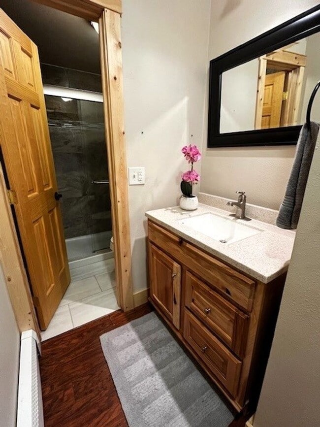 Building Photo - Long Term Rental- Dillon Valley East Y104