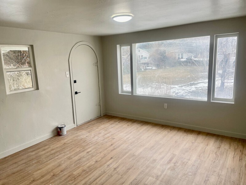 Building Photo - 1415 W 3350 S