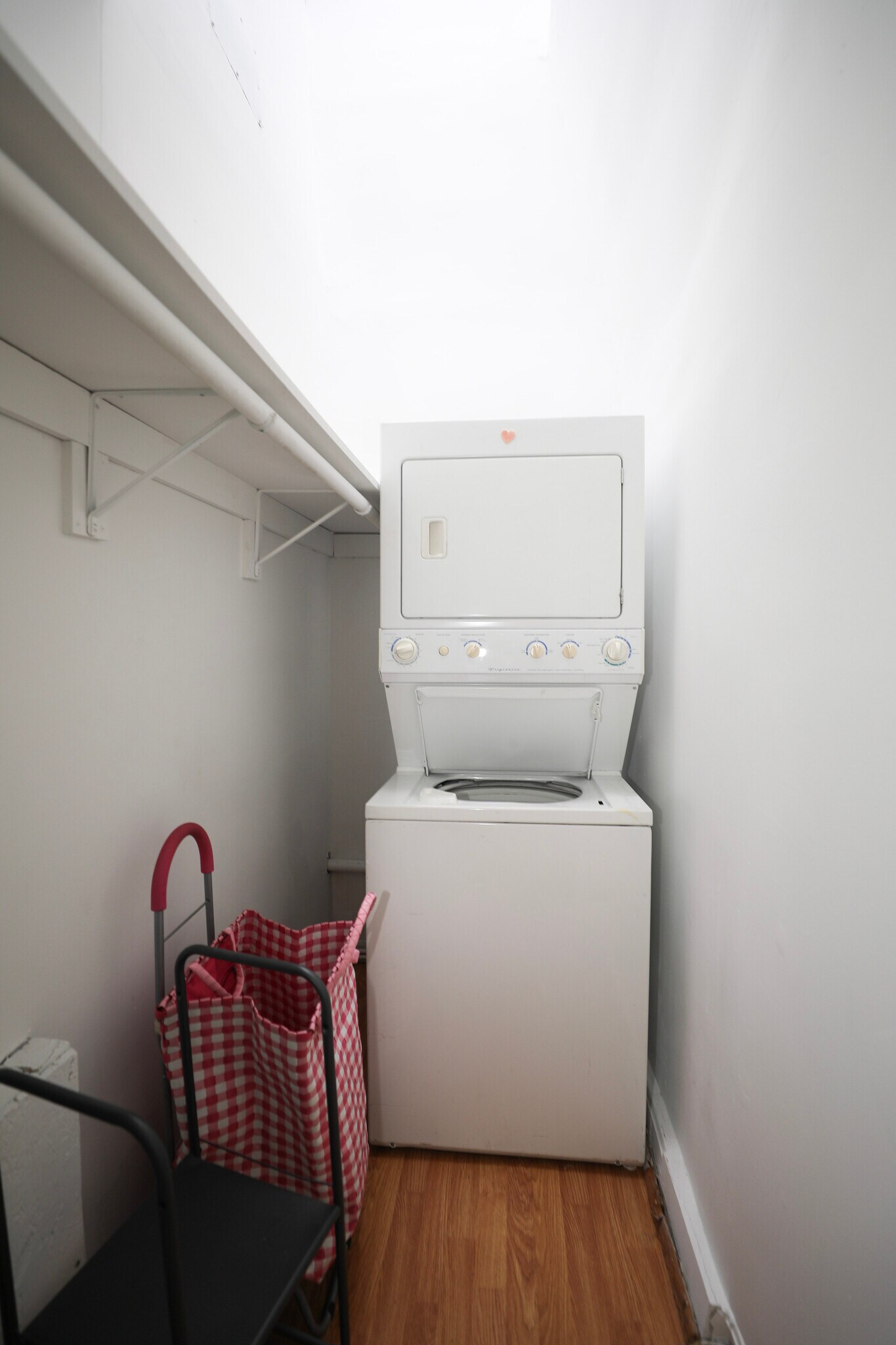 Building Photo - 1305 Orren St NE