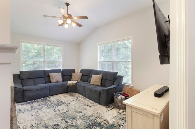 Building Photo - Top-Floor Corner Condo in Prime Location — Minutes to The Battery & Chattahoochee Trails