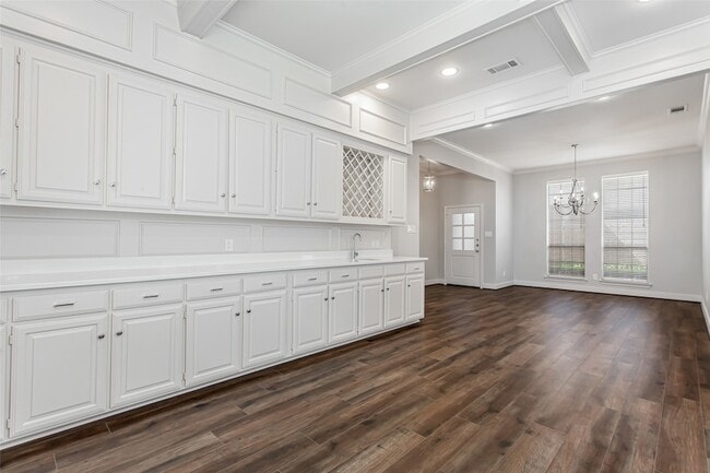 Building Photo - 2117 Promontory Point