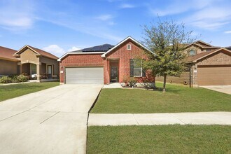Building Photo - Single-Story Solar-Powered Home Near Braunig Lake – Comfortable & Convenient!