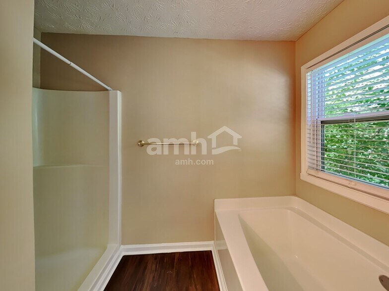 Building Photo - 311 Crosswalk Dr