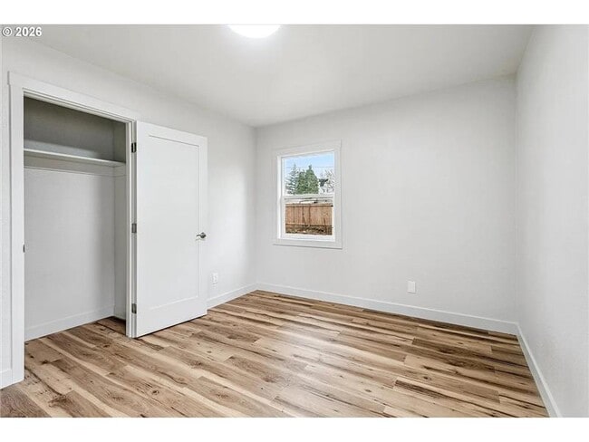 Building Photo - 108 SE 91st Ave