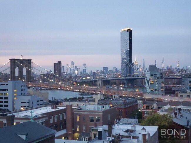 Building Photo - 228 E 89th St