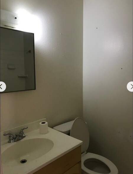 Building Photo - 5912 Glen Eagles Ln