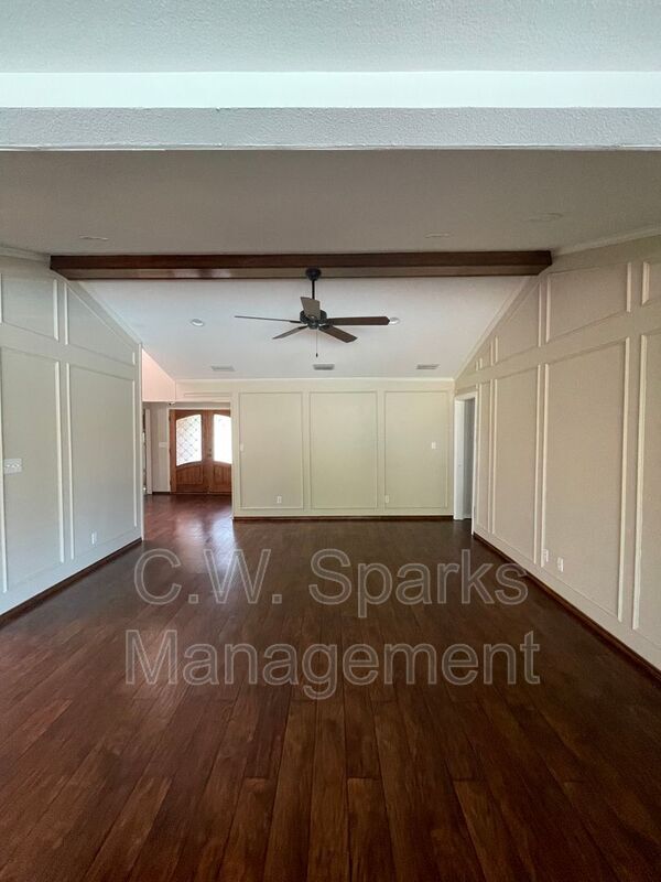 Building Photo - 3494 N Stodghill Rd