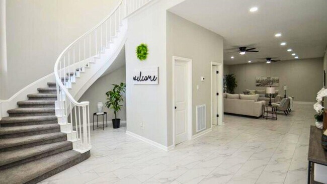 Building Photo - 48 Bayou Pointe Dr