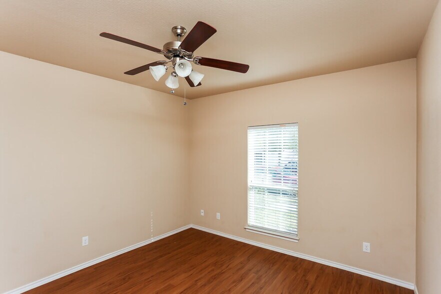 Building Photo - 10973 Caldwell Ln