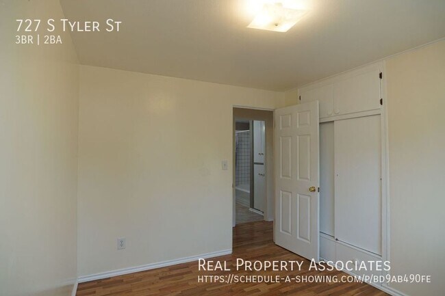 Building Photo - 727 S Tyler St