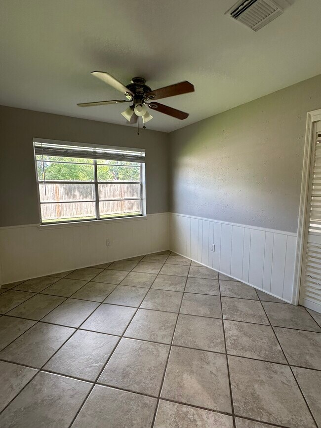 Building Photo - 11702 Brighton Ln