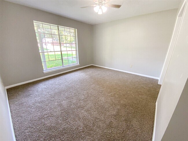 Building Photo - 2519 River Ridge