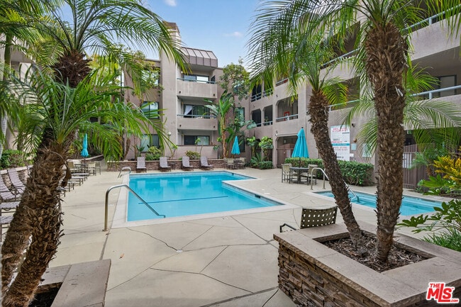 Building Photo - 8300 Manitoba St