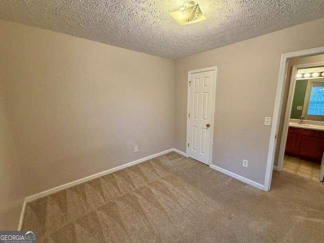 Building Photo - 5583 Windfall Ln