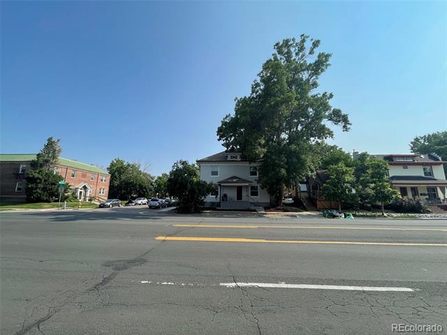 Building Photo - 1691 Monroe St