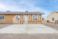Building Photo - 4020 N Montezuma Dr