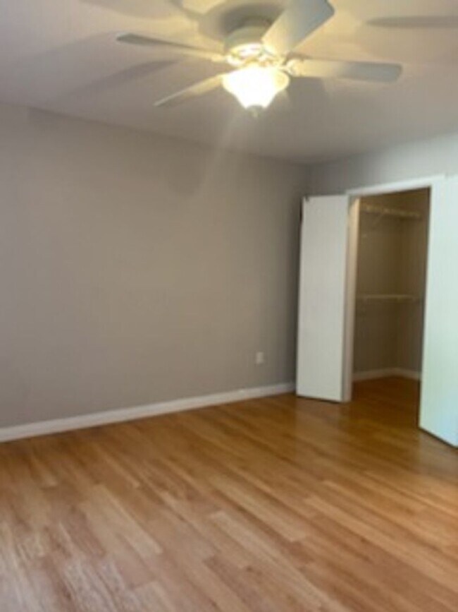 Building Photo - 1 Bedroom Condo located at Bella Club