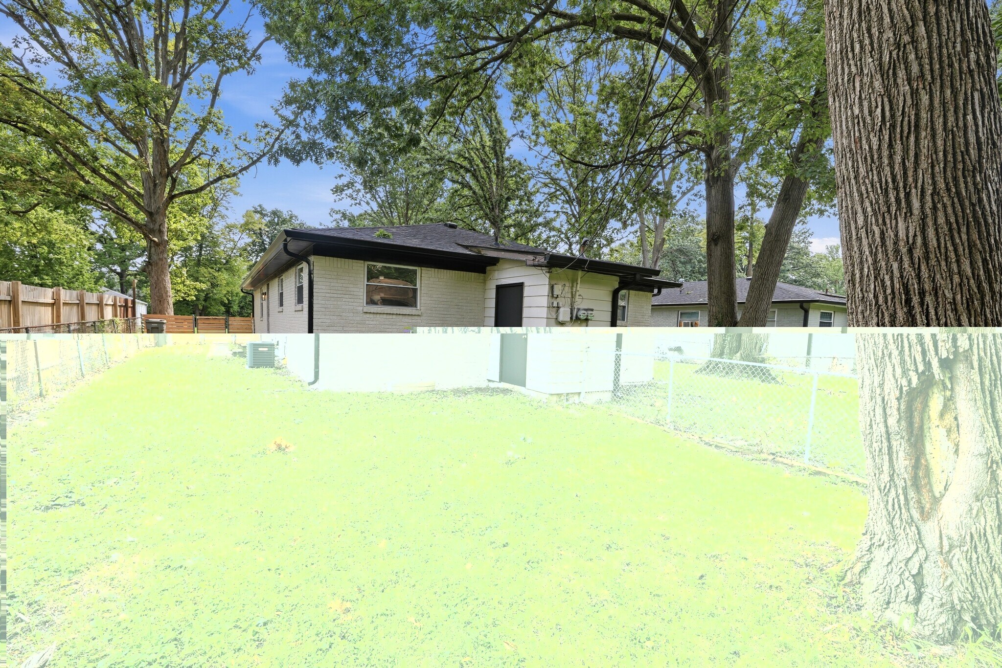 Building Photo - 3660 N Sadlier Dr
