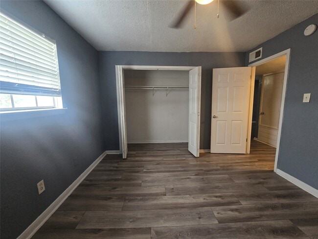 Building Photo - 2311 71st St