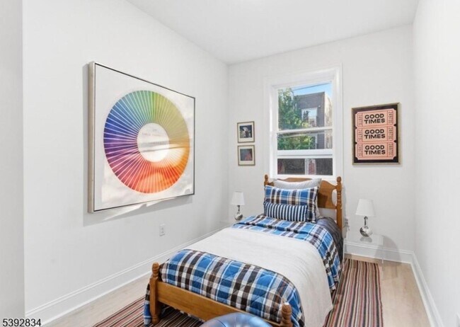 Building Photo - 111 Clarke Ave