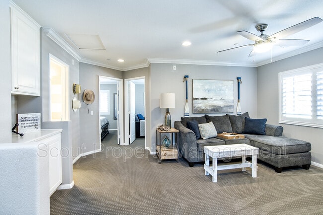 Building Photo - 40021 Spring Pl Ct