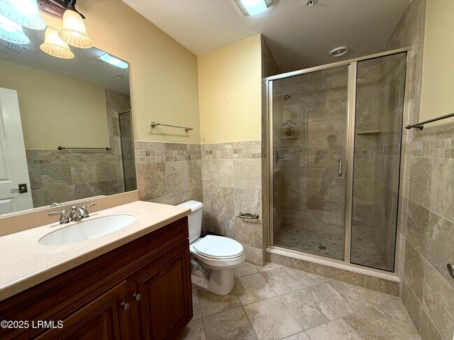 Building Photo - 54 Battery Crk Clb Dr