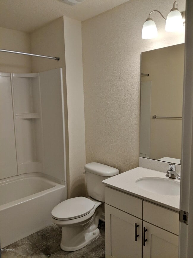 Building Photo - 221 Servia Dr