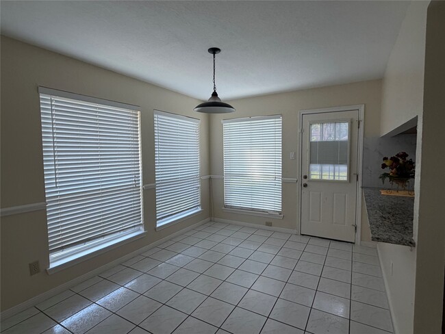 Building Photo - 3359 Dew Point Ln