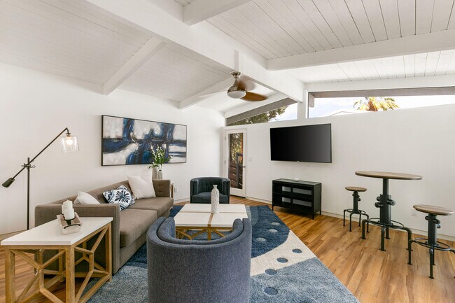 Building Photo - 73265 Tamarisk St
