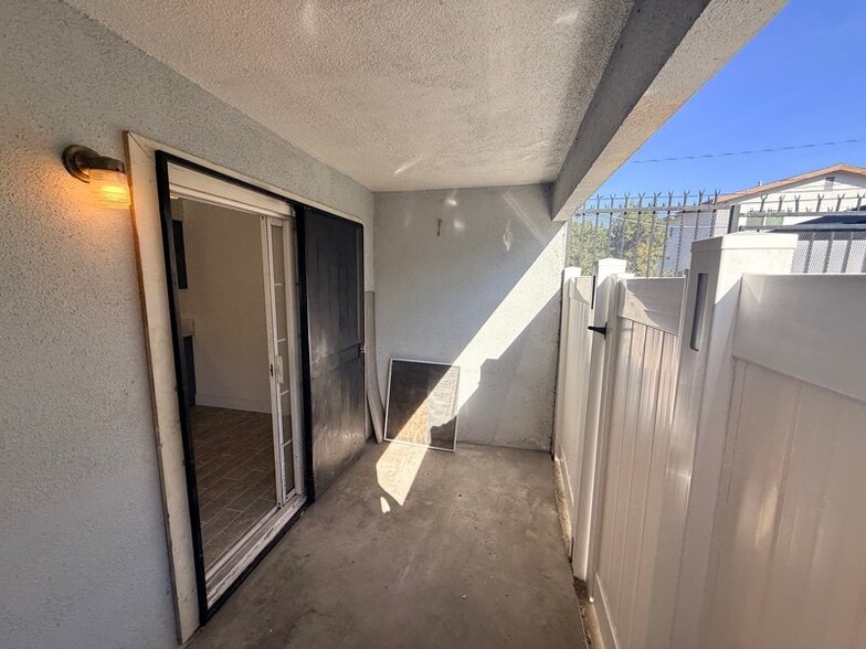 Building Photo - 632 Abbey Ln