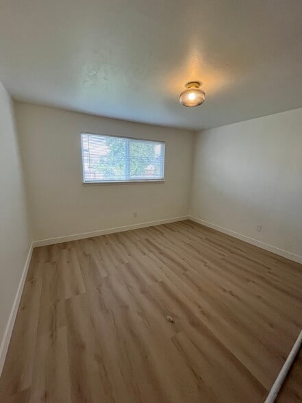 Large Bedroom - 723 E 600 S