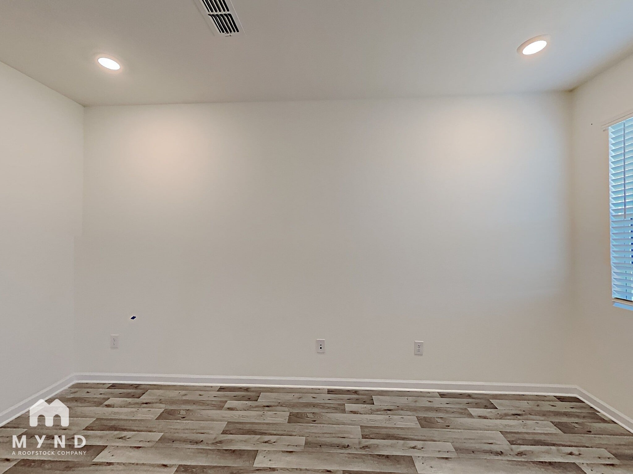 Building Photo - 354 Rayland St