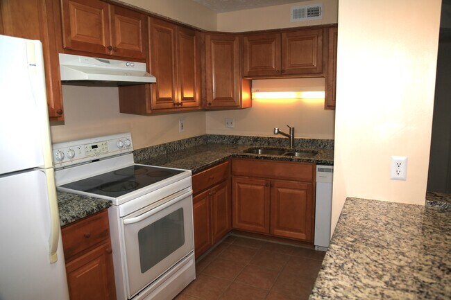 Building Photo - 4300 Buckman Rd